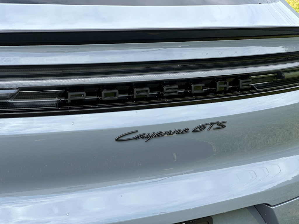 Thumbnail: 2026 Porsche Cayenne - 6