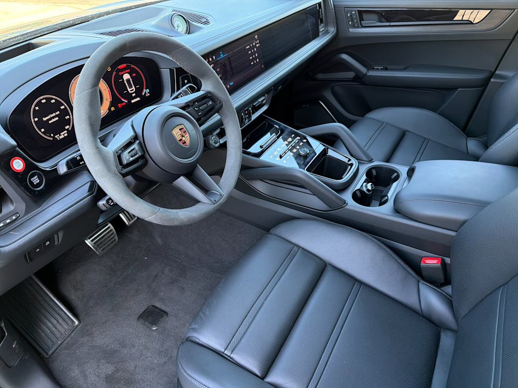Thumbnail: 2026 Porsche Cayenne - 2