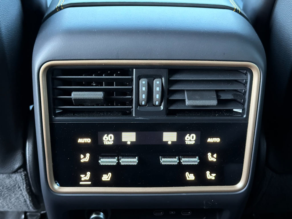 Thumbnail: 2026 Porsche Cayenne - 22