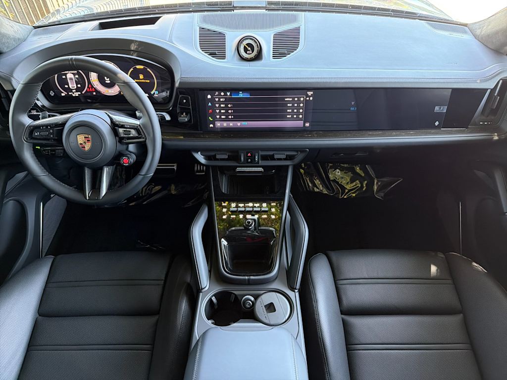 Thumbnail: 2026 Porsche Cayenne - 8