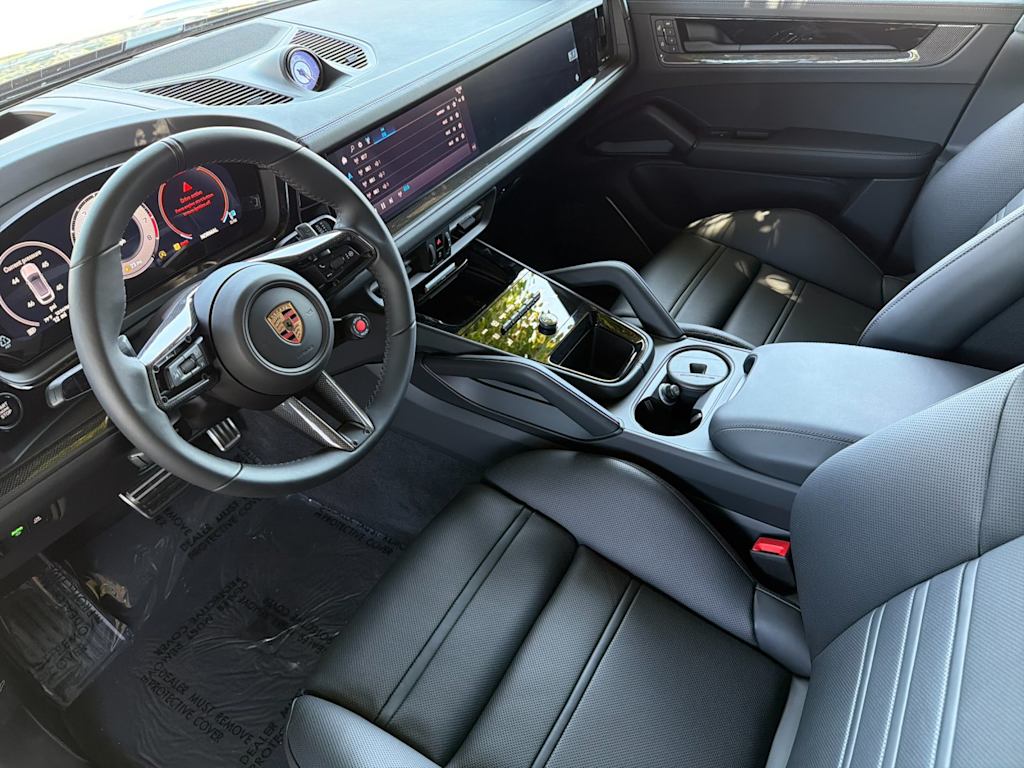 Thumbnail: 2026 Porsche Cayenne - 2