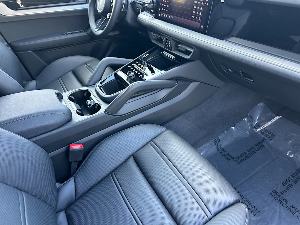 Thumbnail: 2026 Porsche Cayenne - 23