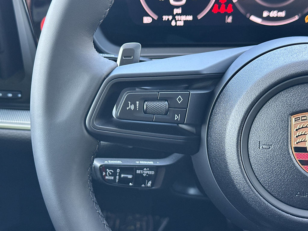 Thumbnail: 2026 Porsche Cayenne - 30