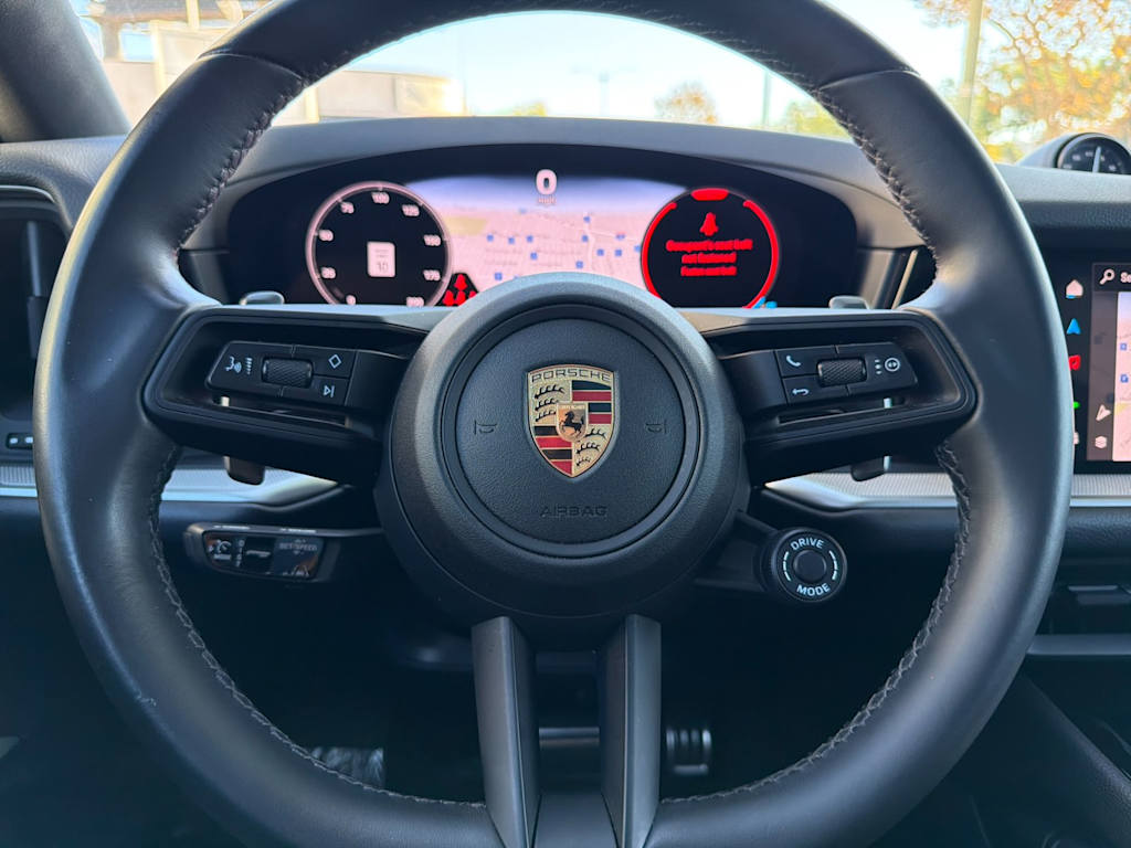 Thumbnail: 2024 Porsche Cayenne - 31