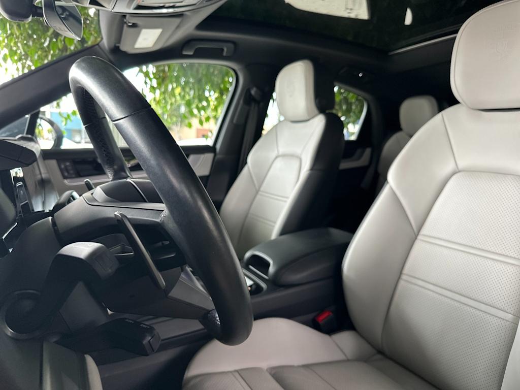 Thumbnail: 2024 Porsche Cayenne - 10