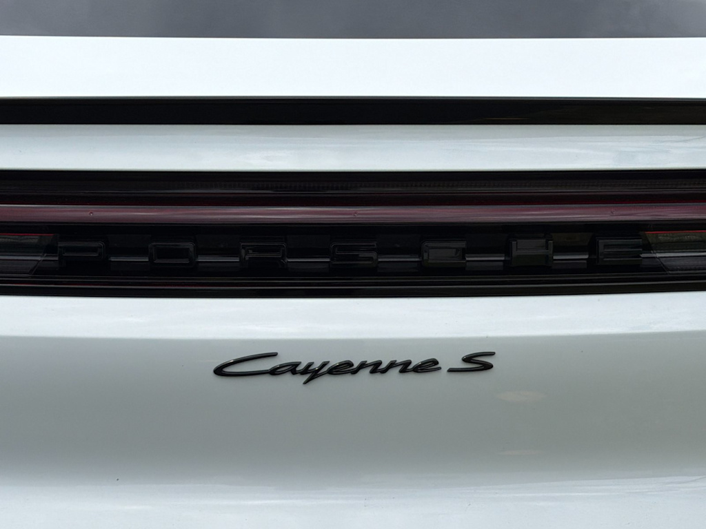 Thumbnail: 2026 Porsche Cayenne - 34