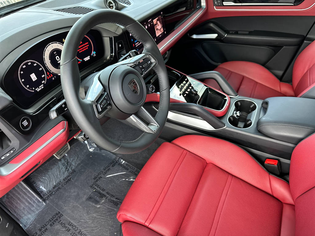 Thumbnail: 2025 Porsche Cayenne - 2