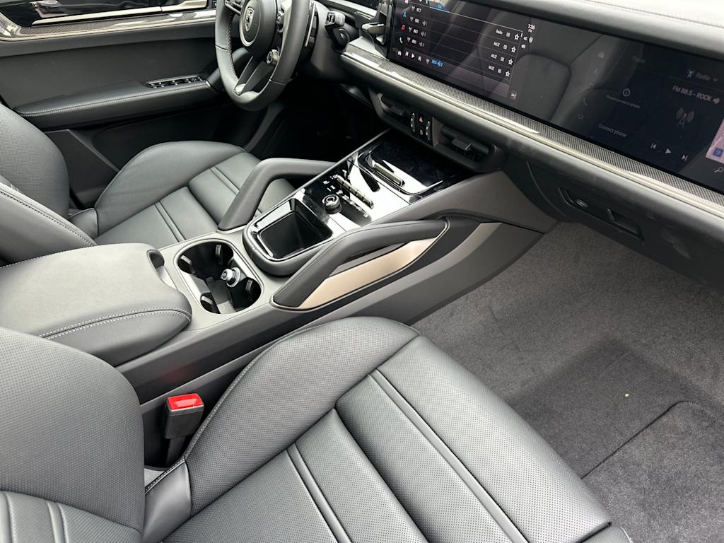 Thumbnail: 2026 Porsche Cayenne - 13