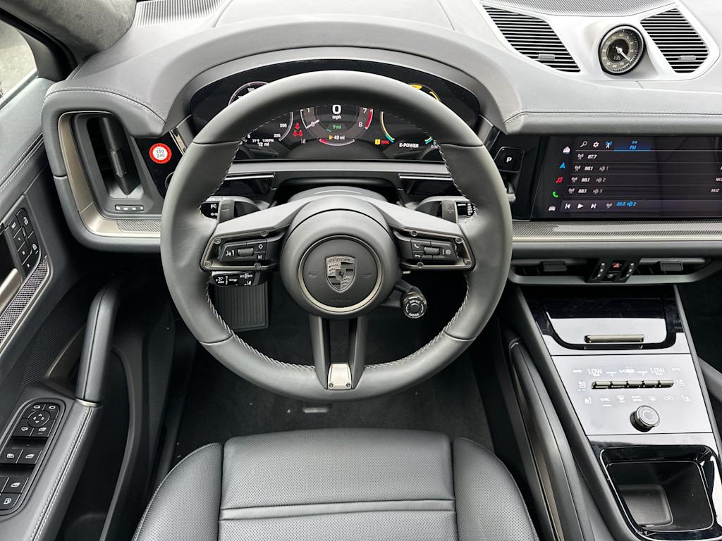 Thumbnail: 2026 Porsche Cayenne - 12