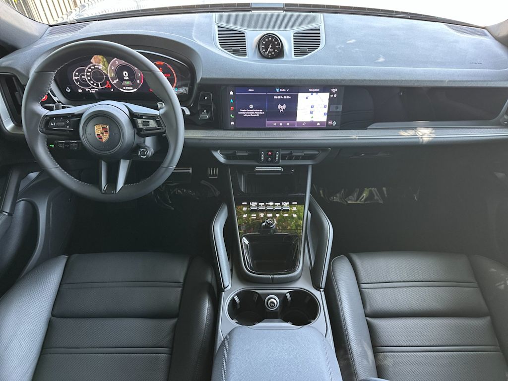 Thumbnail: 2026 Porsche Cayenne - 2