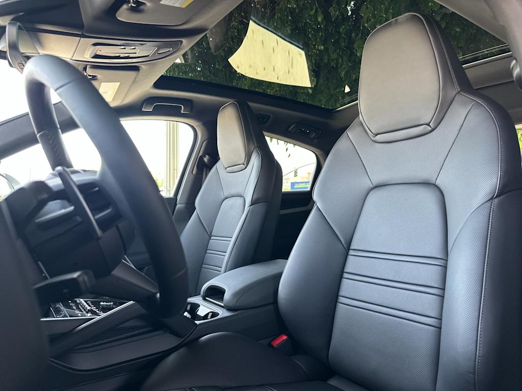Thumbnail: 2026 Porsche Cayenne - 11