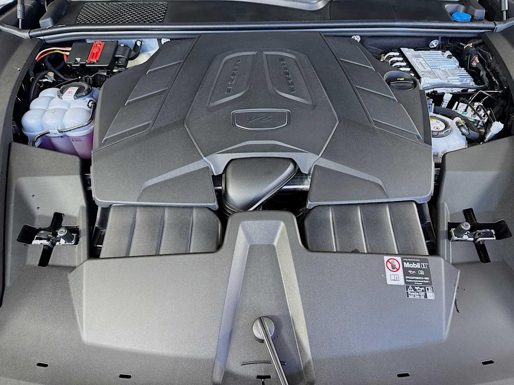 Thumbnail: 2026 Porsche Cayenne - 7