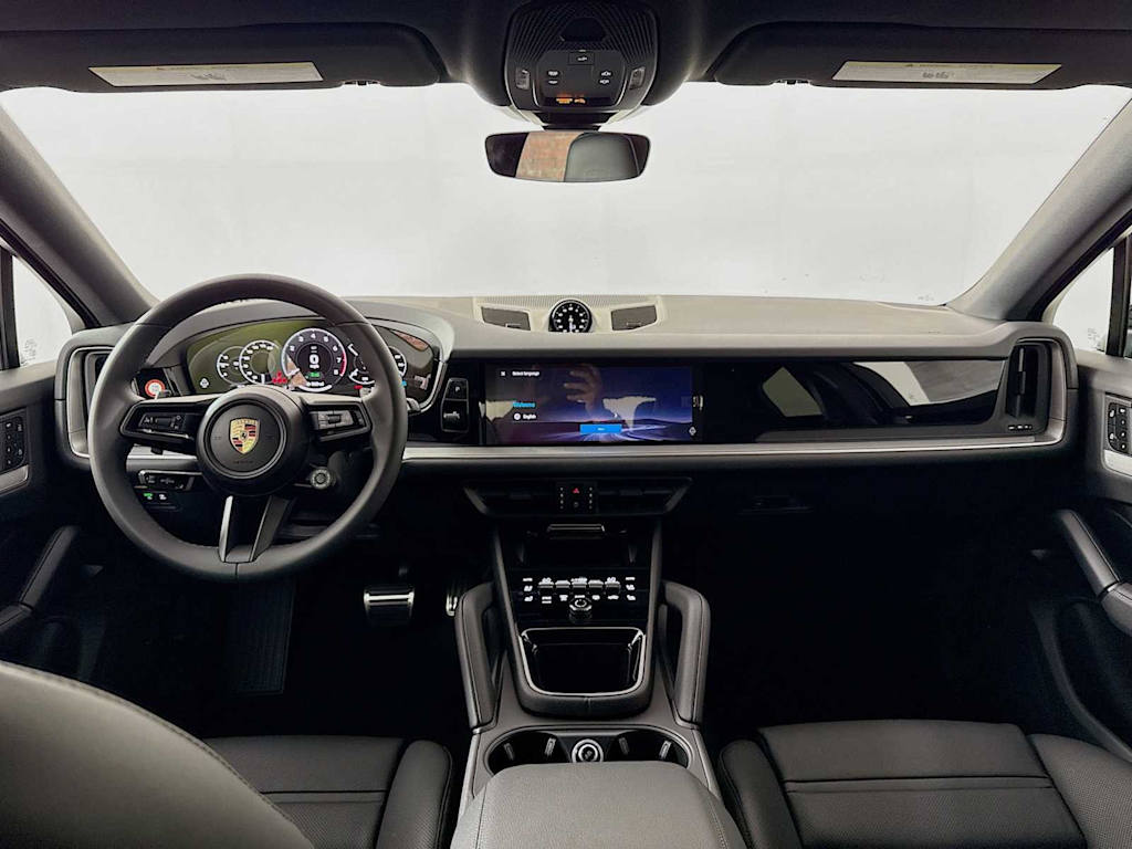 Thumbnail: 2026 Porsche Cayenne - 26
