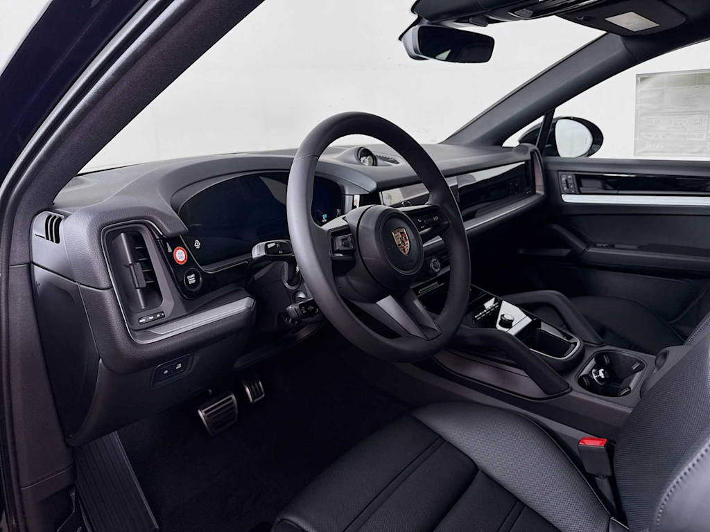Thumbnail: 2026 Porsche Cayenne - 2