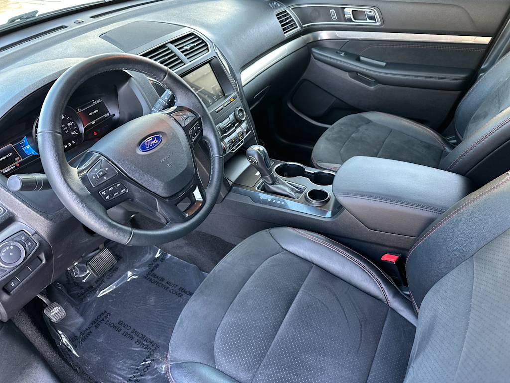 Thumbnail: 2019 Ford Explorer - 8
