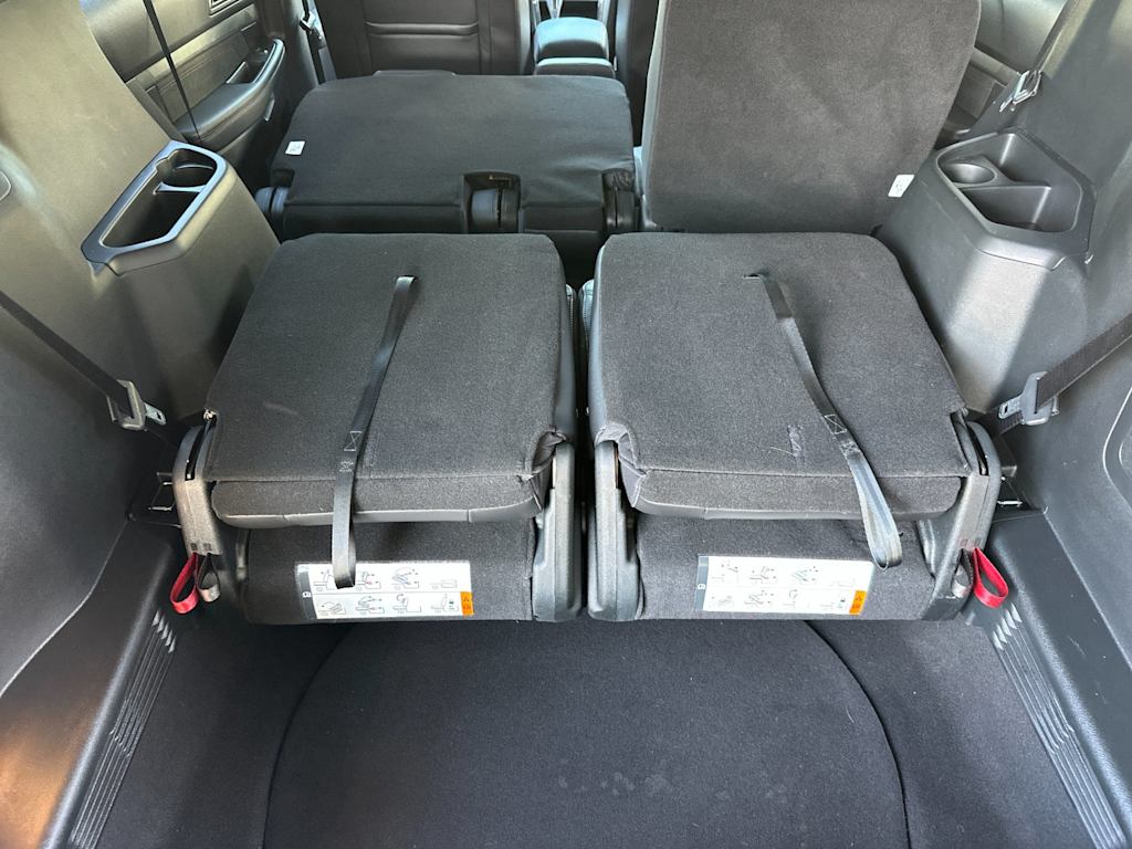 Thumbnail: 2019 Ford Explorer - 9