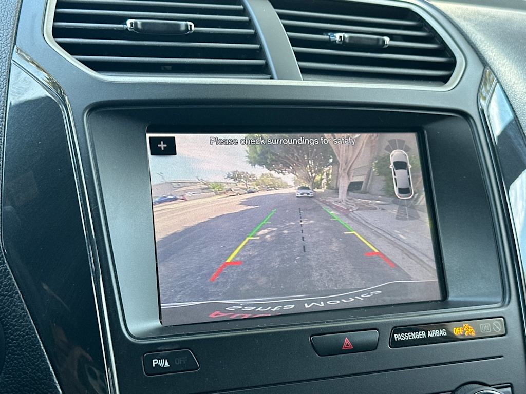 Thumbnail: 2019 Ford Explorer - 25