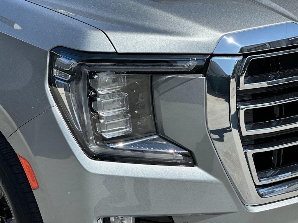 Thumbnail: 2023 GMC Yukon XL - 29