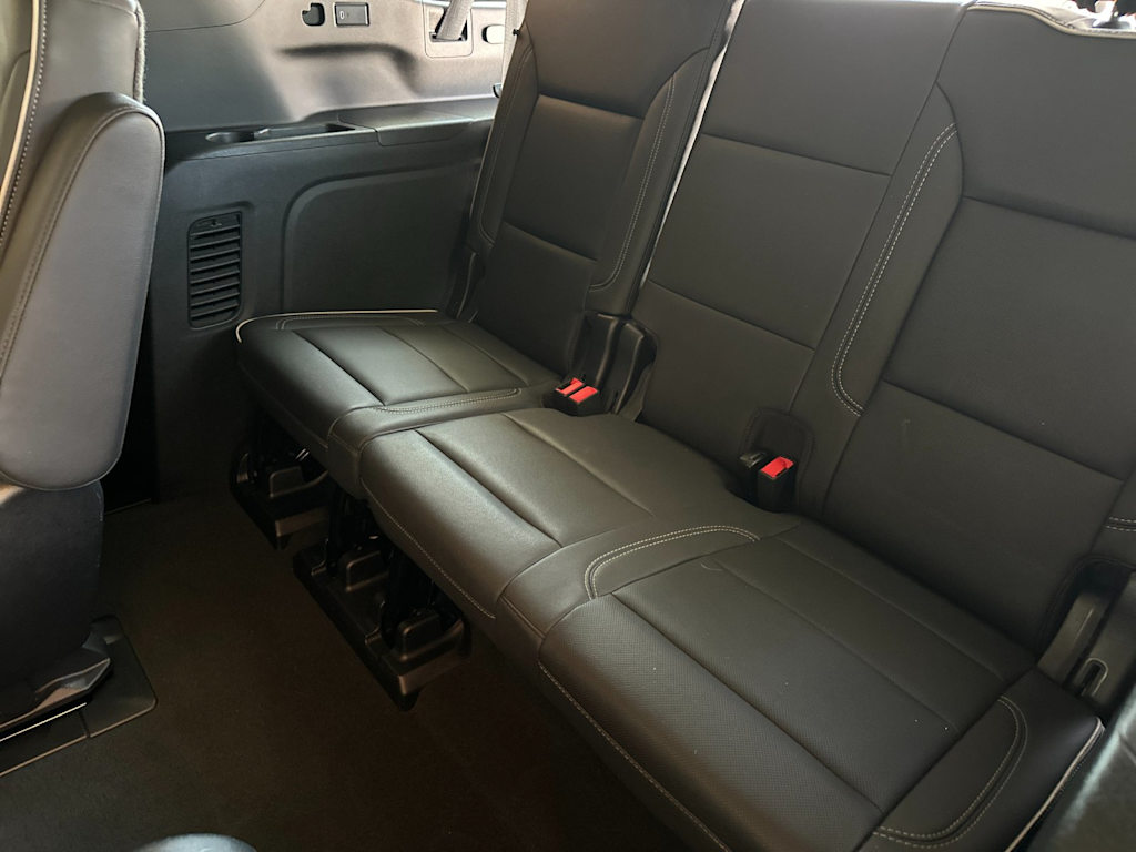 Thumbnail: 2023 GMC Yukon XL - 9