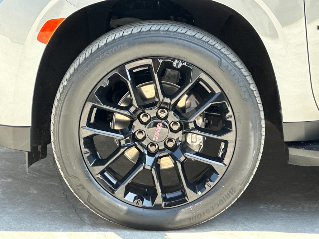 Thumbnail: 2023 GMC Yukon XL - 7