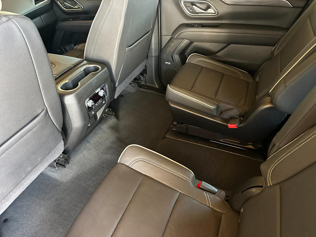 Thumbnail: 2023 GMC Yukon XL - 18