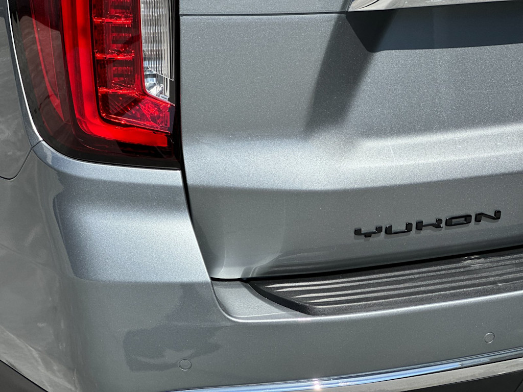 Thumbnail: 2023 GMC Yukon XL - 30