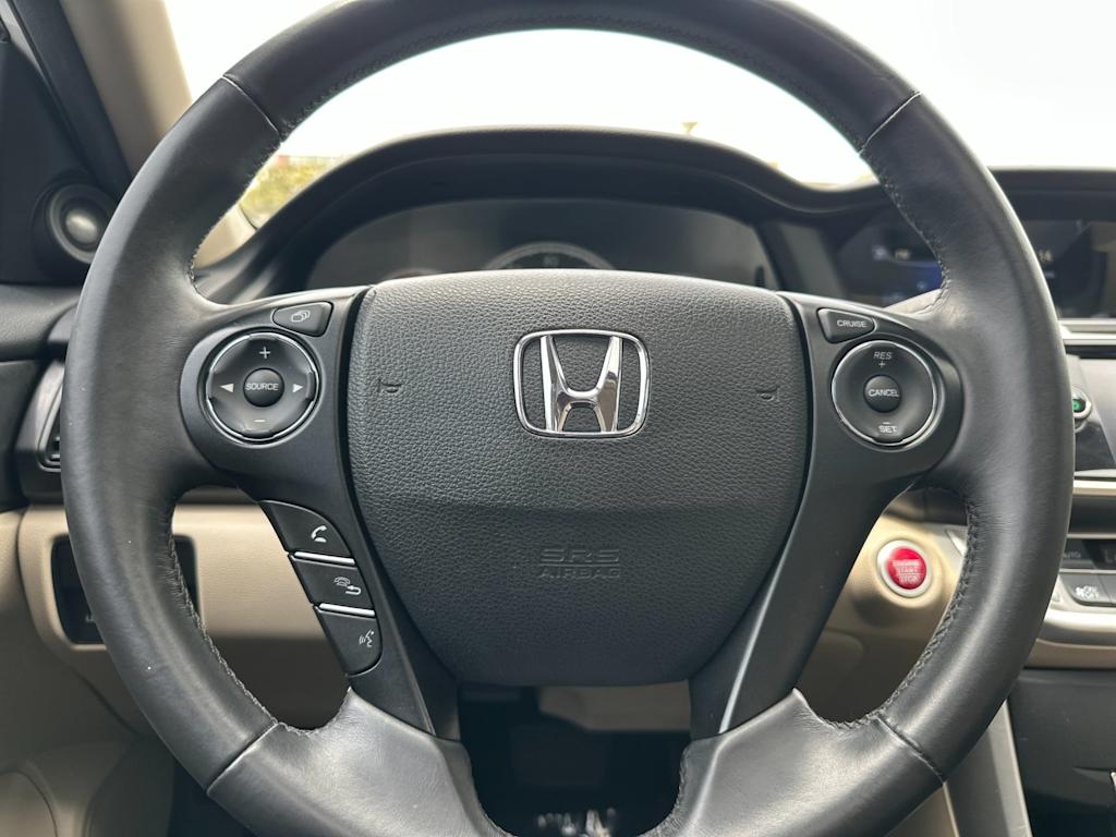 Thumbnail: 2015 Honda Accord - 25