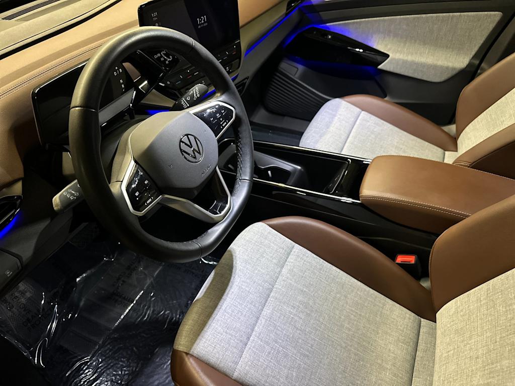 Thumbnail: 2023 Volkswagen ID.4 - 9