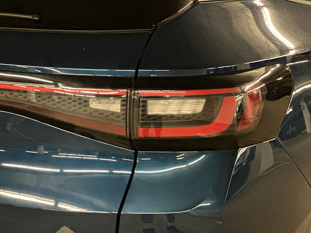 Thumbnail: 2023 Volkswagen ID.4 - 28