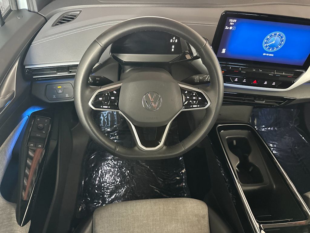 Thumbnail: 2023 Volkswagen ID.4 - 10