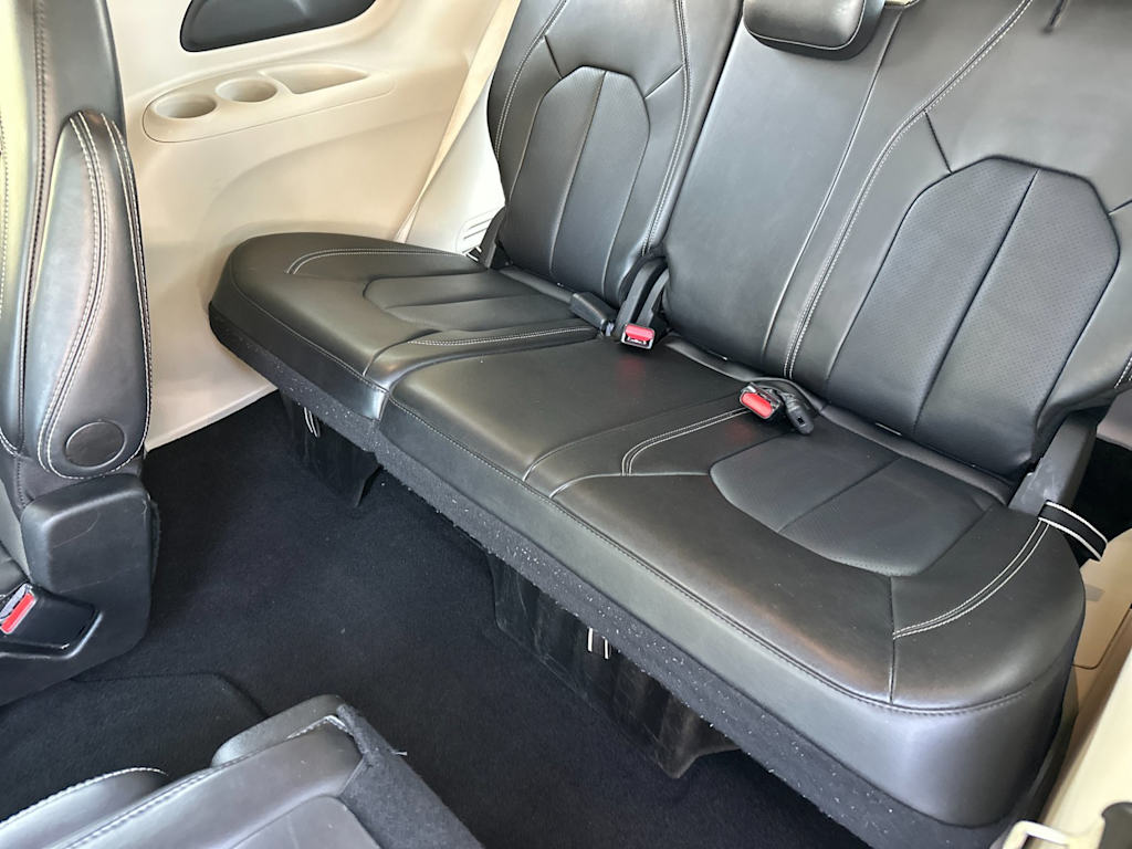 Thumbnail: 2024 Chrysler Pacifica - 22