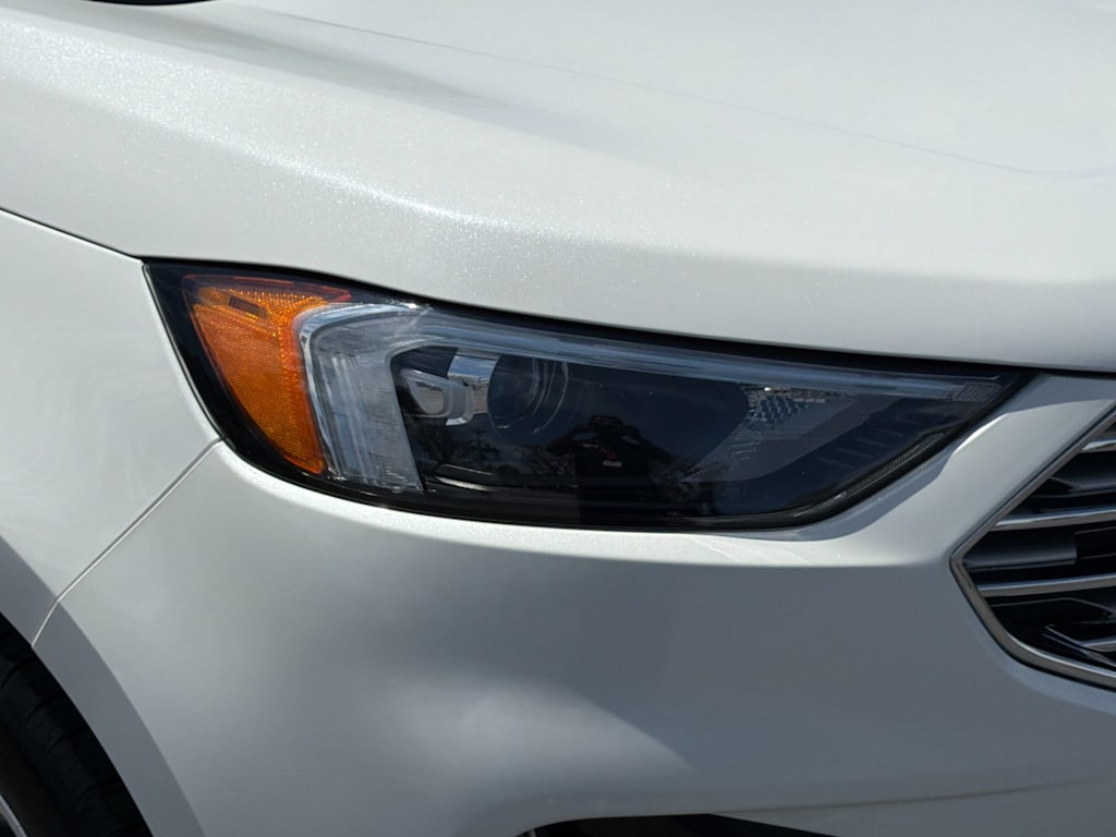 Thumbnail: 2022 Ford Edge - 28