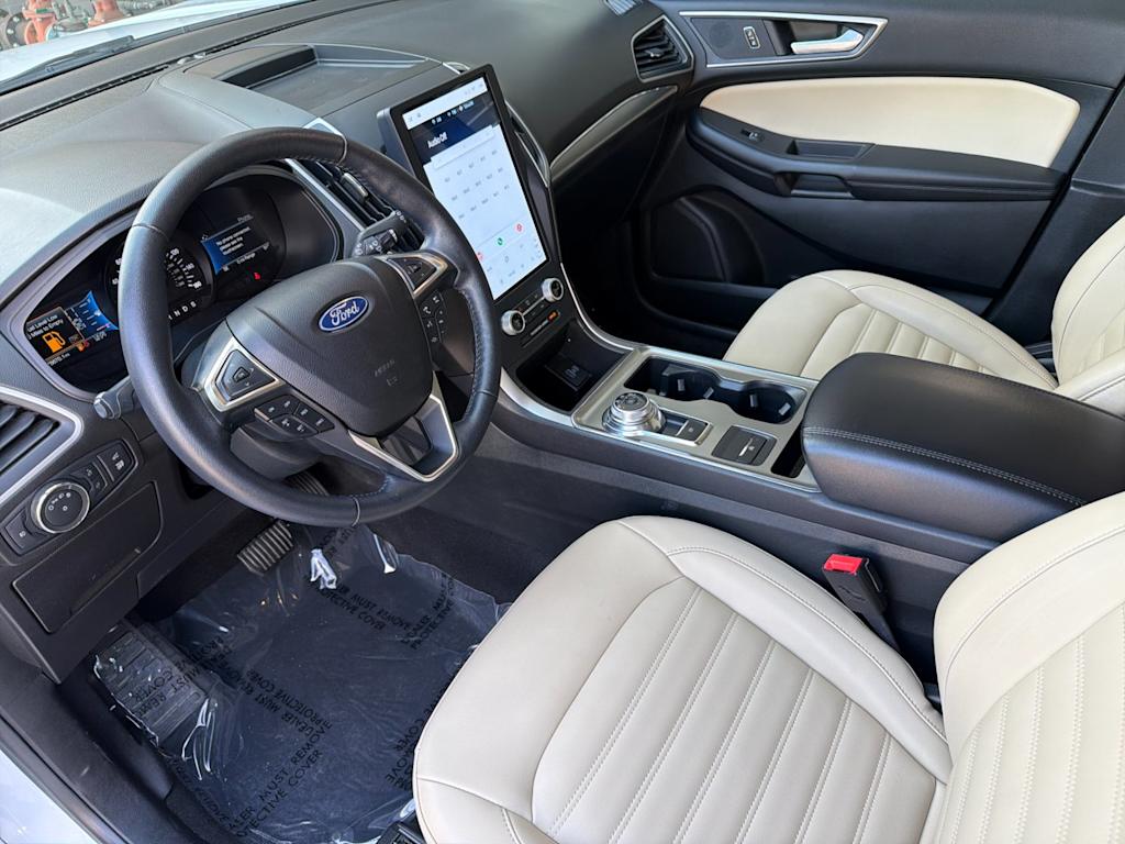 Thumbnail: 2022 Ford Edge - 8