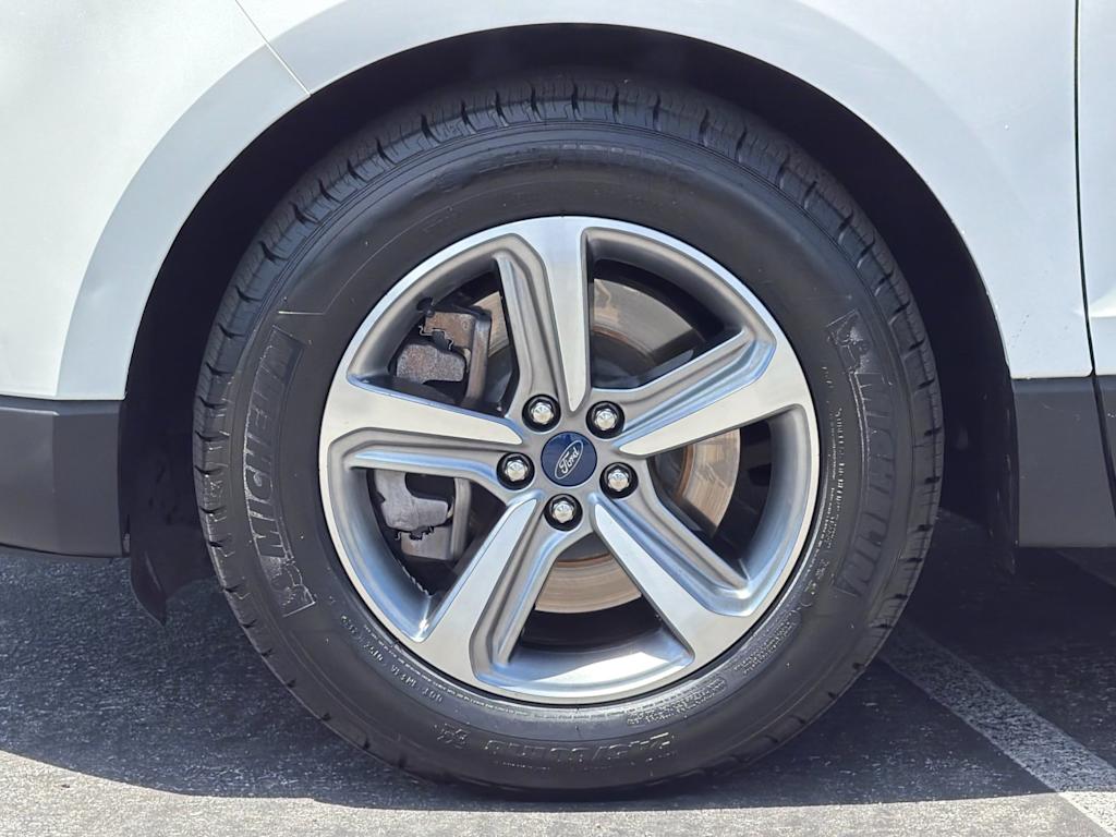 Thumbnail: 2022 Ford Edge - 7