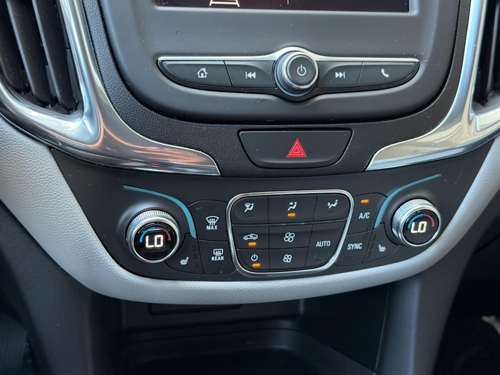 Thumbnail: 2021 Chevrolet Equinox - 24