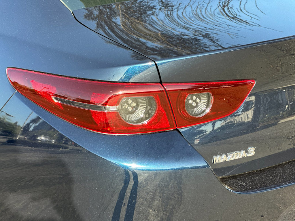 Thumbnail: 2019 Mazda Mazda3 - 28