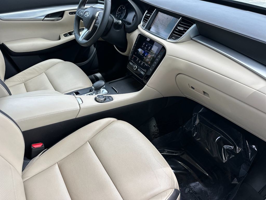 Thumbnail: 2019 INFINITI QX50 - 11