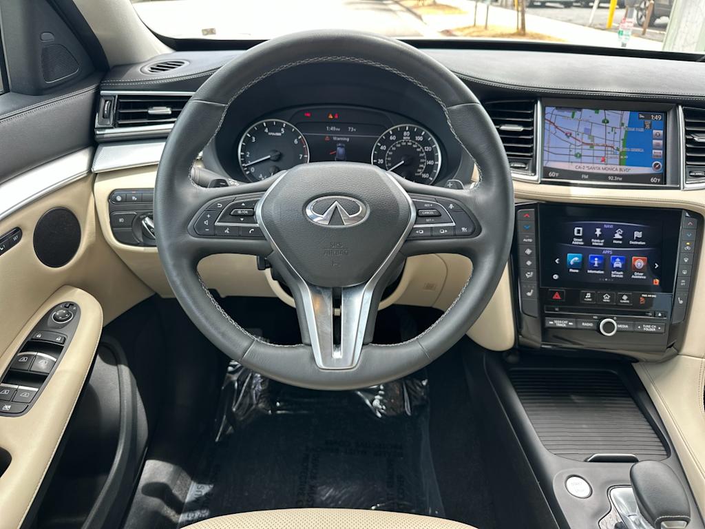 Thumbnail: 2019 INFINITI QX50 - 10
