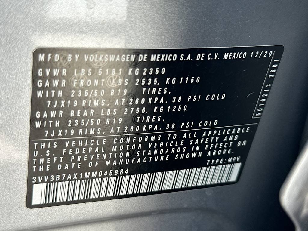 Thumbnail: 2021 Volkswagen Tiguan - 16