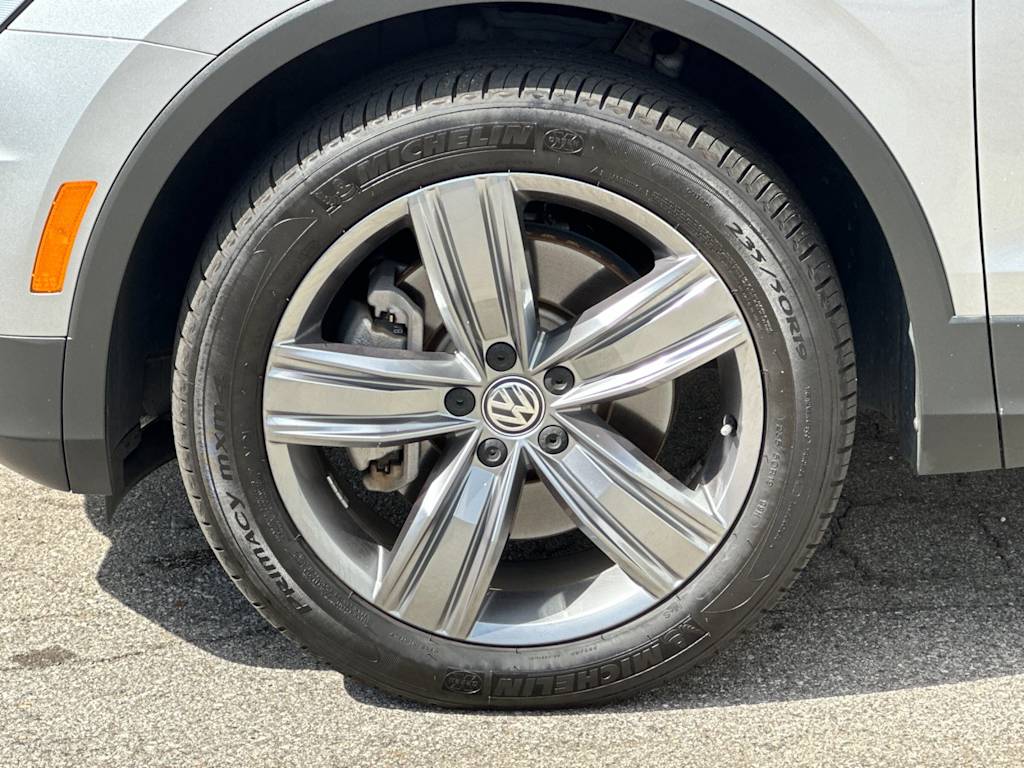 Thumbnail: 2021 Volkswagen Tiguan - 7