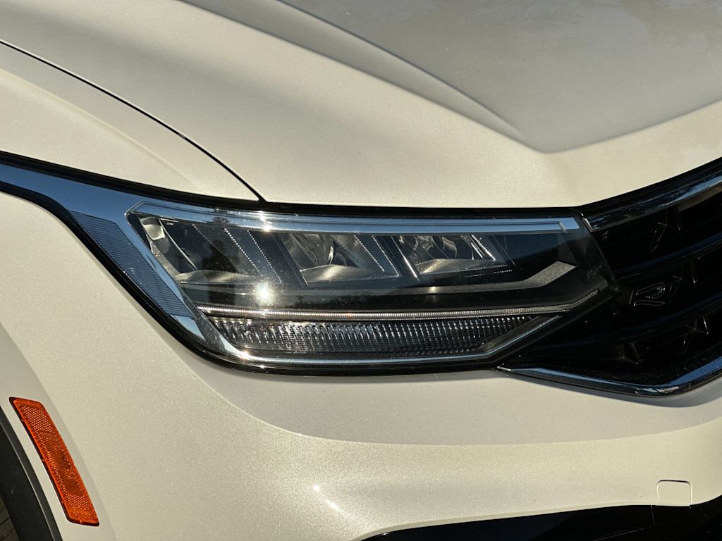 Thumbnail: 2023 Volkswagen Tiguan - 29