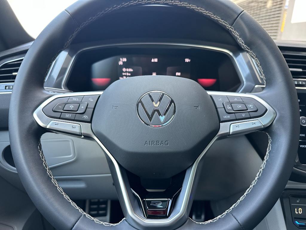 Thumbnail: 2023 Volkswagen Tiguan - 27