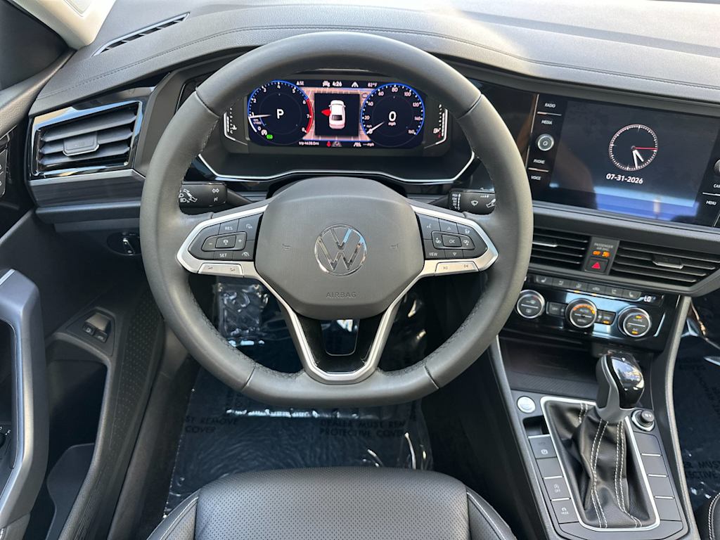 Thumbnail: 2024 Volkswagen Jetta - 10