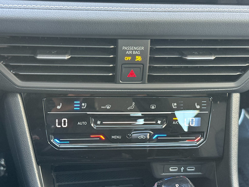 Thumbnail: 2025 Volkswagen Jetta - 24