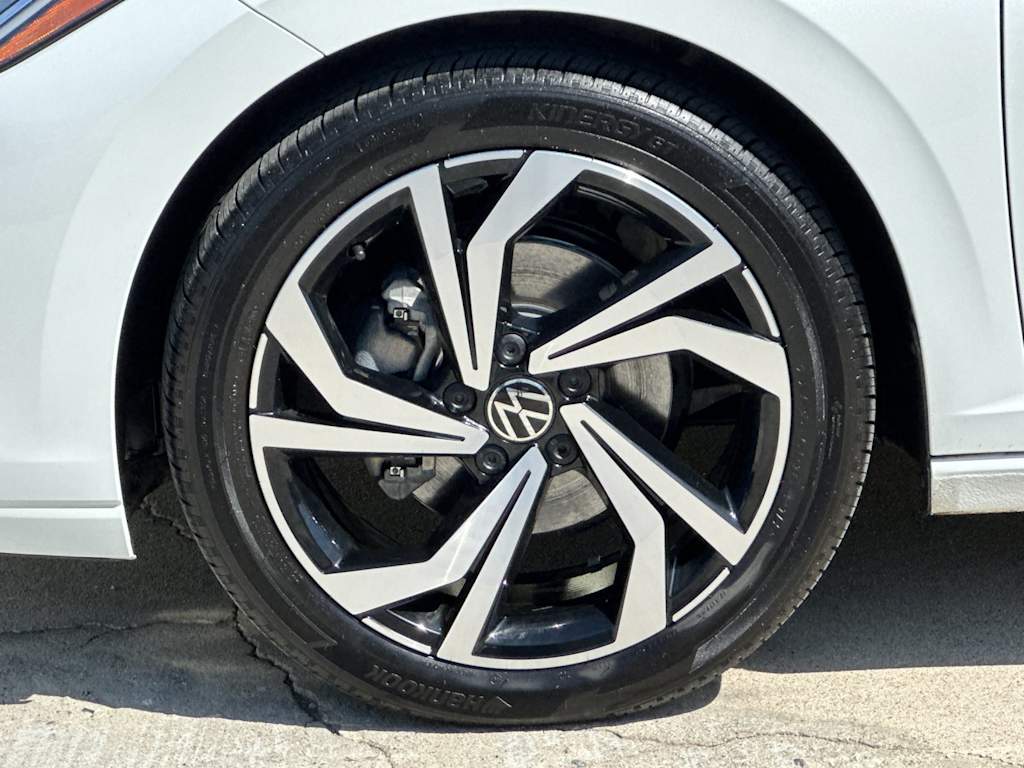 Thumbnail: 2025 Volkswagen Jetta - 8