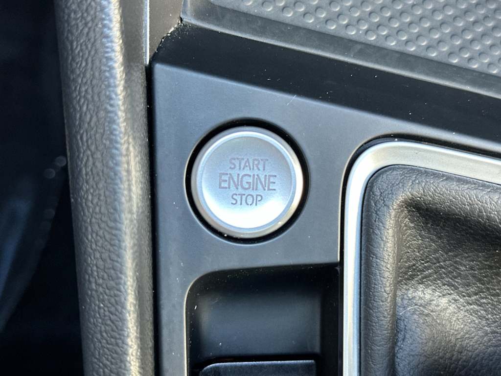 Thumbnail: 2025 Volkswagen Jetta - 25