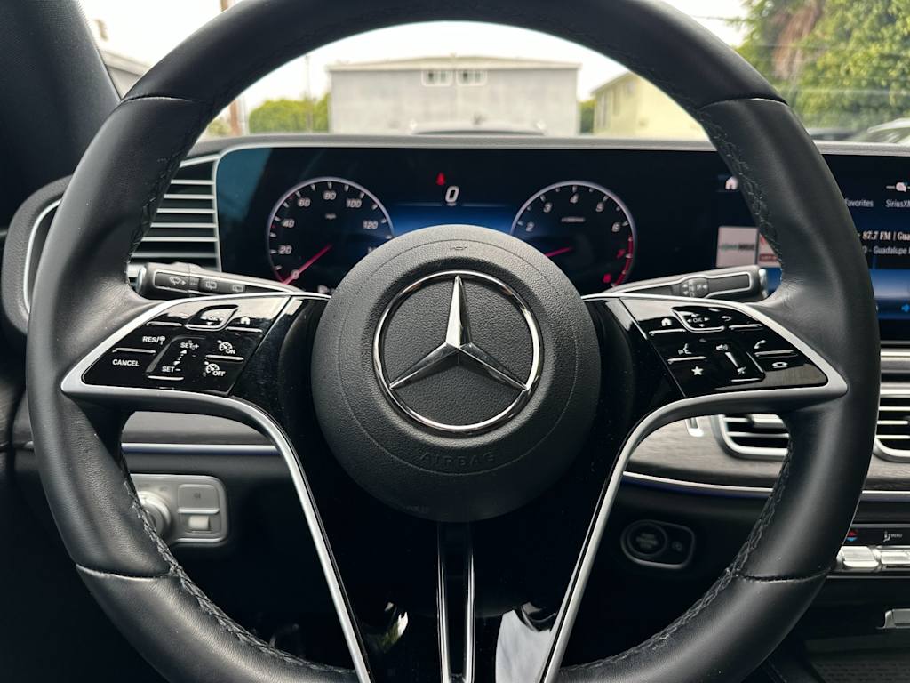 Thumbnail: 2025 Mercedes-Benz GLE - 28