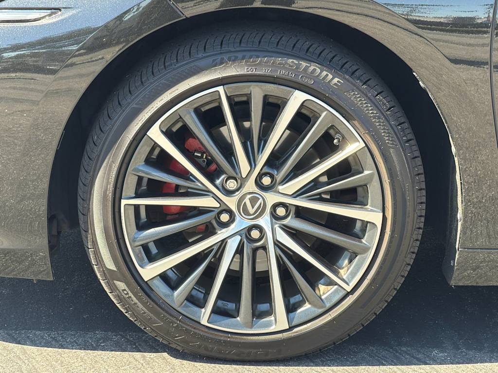 Thumbnail: 2024 Lexus ES - 7