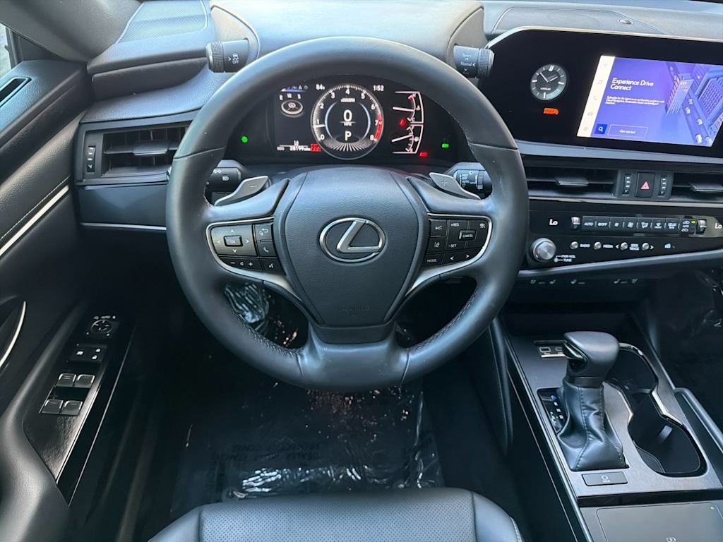 Thumbnail: 2024 Lexus ES - 10
