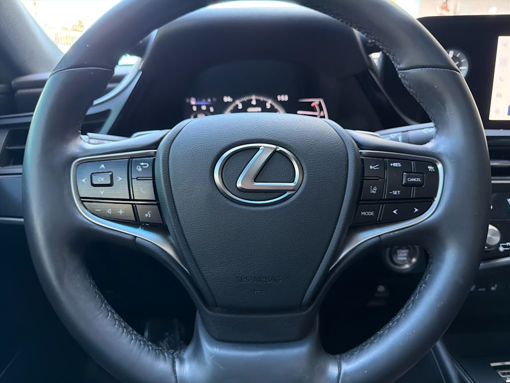 Thumbnail: 2024 Lexus ES - 26